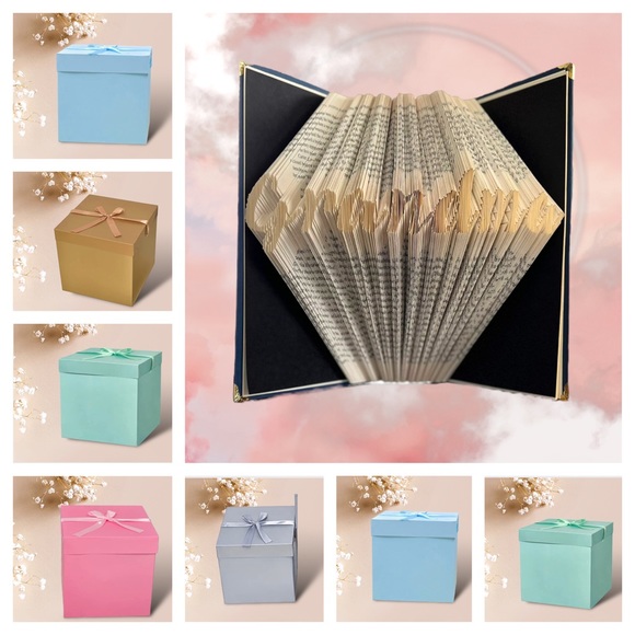 “Grandma” 𝑯𝒂𝒏𝒅𝒎𝒂𝒅𝒆 Book Folding Gift! 🎁 - Picture 2 of 16